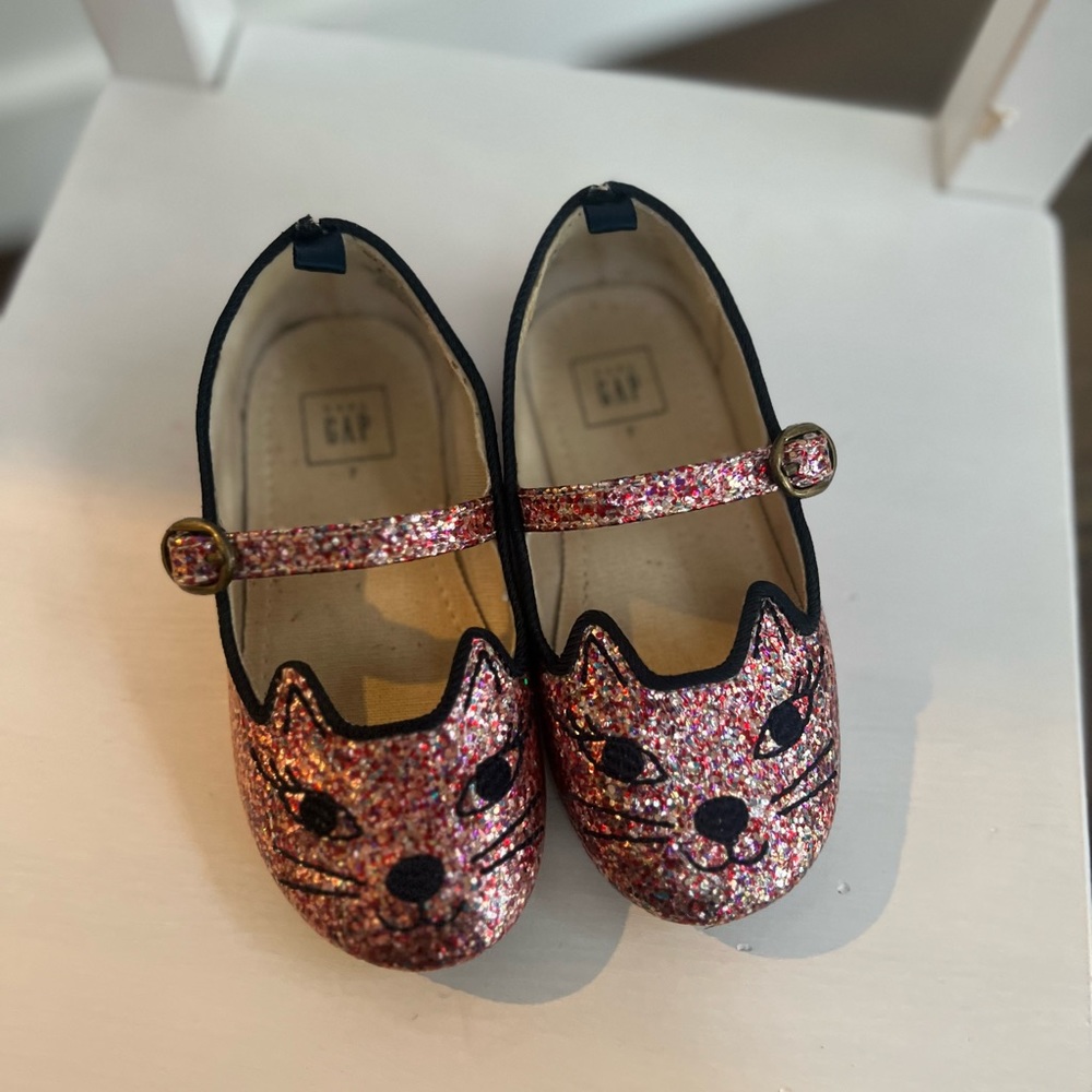 Gap glitter cat flats size 7